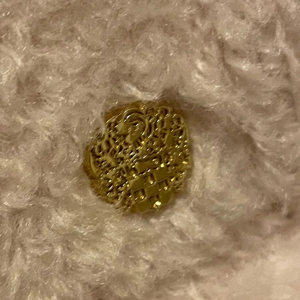 Vince Camuto Fur Hat - Picture 4 of 4